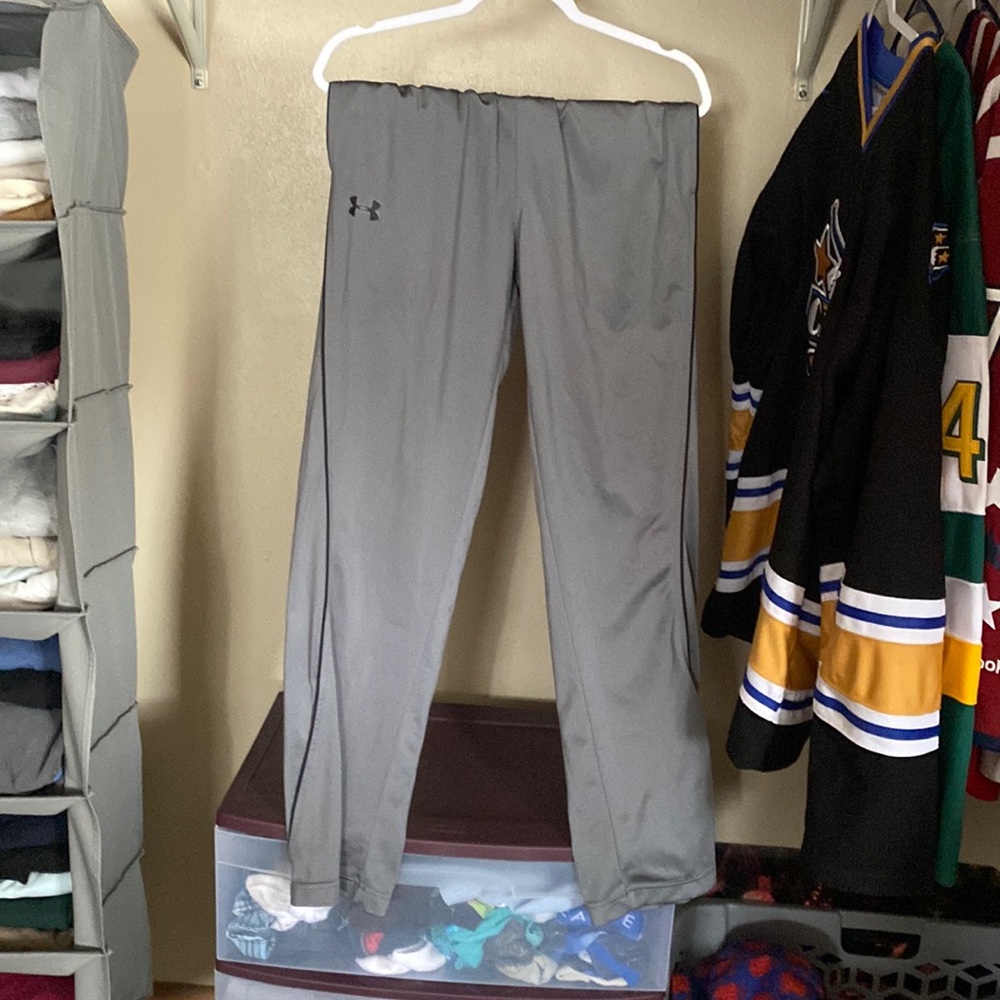 Under armor sweatpants